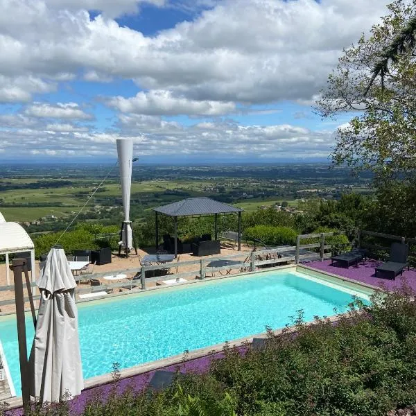 Auberge Les Hauts De Chenas, hotel v destinaci Chénas