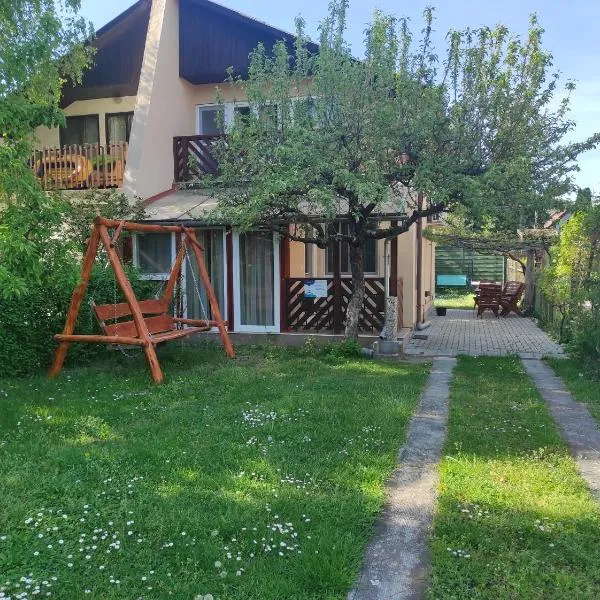 Tavasz apartman, hotel v destinácii Balatonfenyves