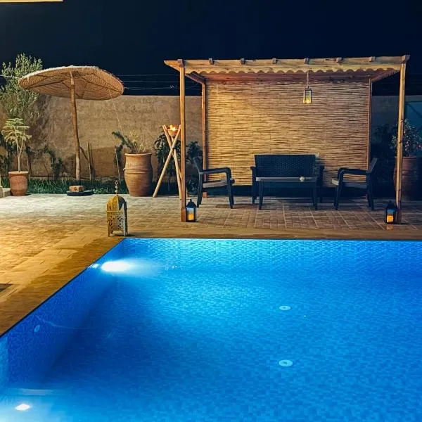Peaceful Pool Villa, hotel v destinácii Amizmiz
