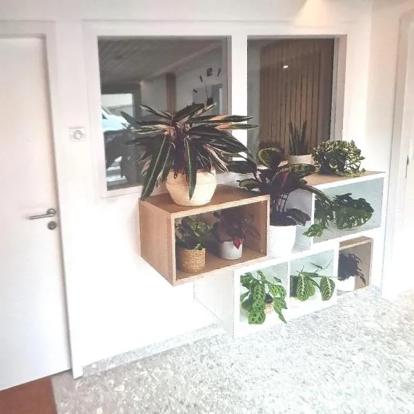 Moderne F3 - 10 min aeroport CDG - Paris - Parc Astérix - Disneyland Paris - Tour Eiffel - Champs Elysée - 15 min Parc des expositions Villepinte - 10 min Le Bourget - 5 min du Golf international de Roissy- JO 2024, hotel u gradu 'Le Thillay'