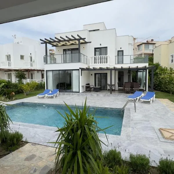 Villa Akasya with private pool, hotel in Bogazici