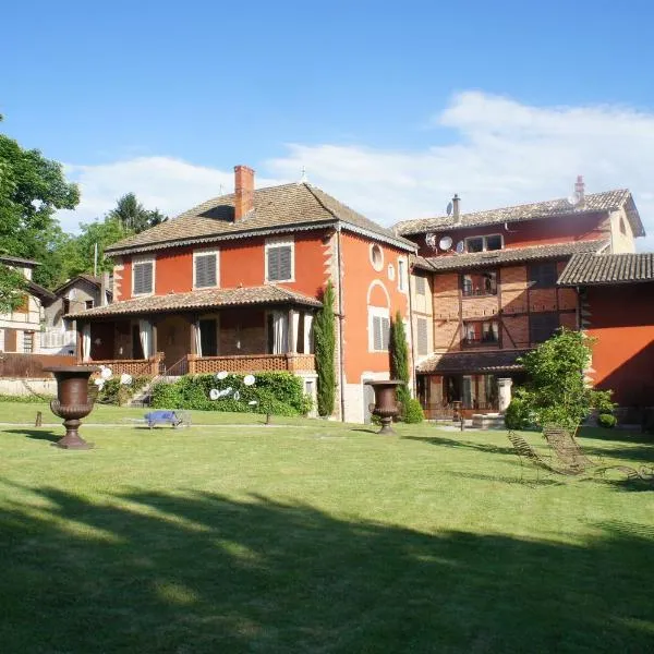 Les Jardins de la Tour, hotel v destinaci Châtillon-sur-Chalaronne