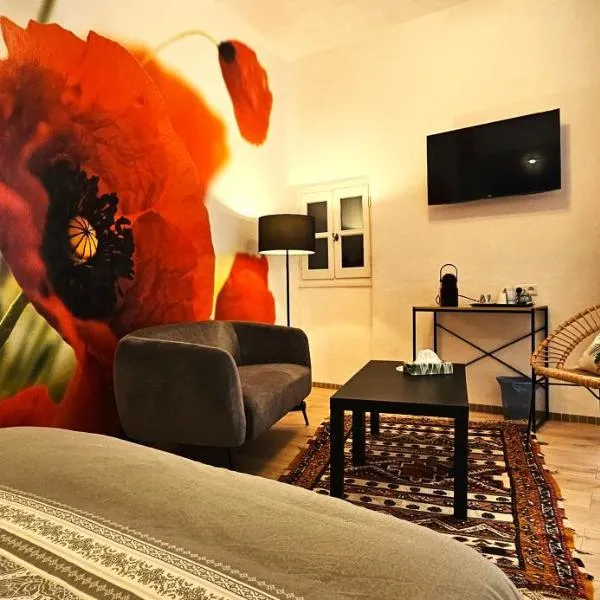 La Belle Maison, hotel v destinaci Avèze