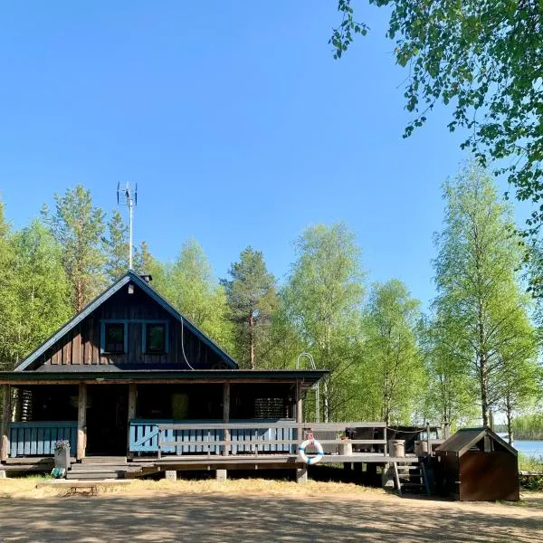 Authentic Log Cottage with Hot Tub, hotell sihtkohas Ranua