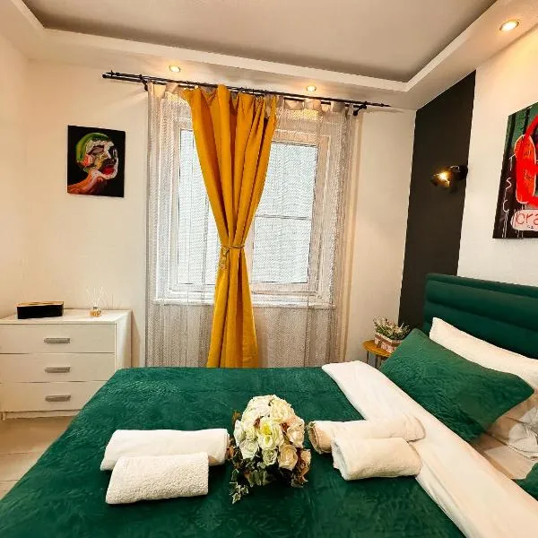 Smarald - Premium Apt in Best Location & Parking、クラヨーヴァのホテル