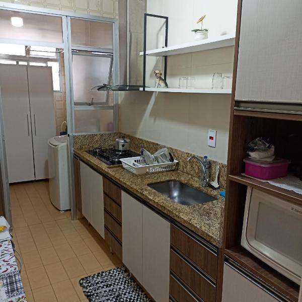 Apartamento ótima localização 50mts Guilhermina - Foto 4