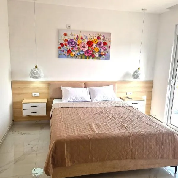 IVANA Apartments, hotel v destinaci Ulcinj