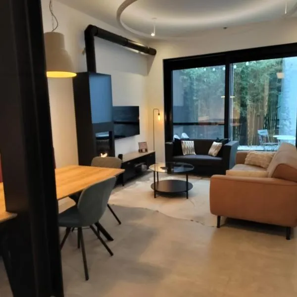 Duplex Beach House 56, hotel u gradu Blankenberhe