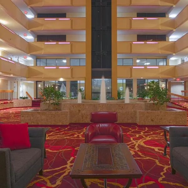 MCM Elegante Hotel & Suites Lubbock, hotel en Lubbock