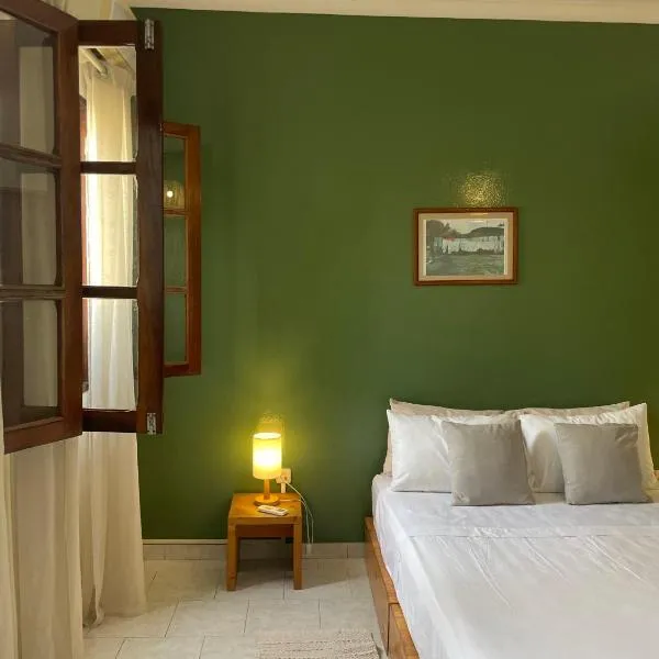 Syd's Guesthouse, hotel in Praia