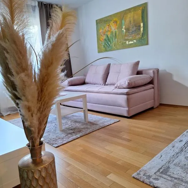Apartman Lory, Zagreb, Downtown, with own parking in the garage, hotel v Záhřebu
