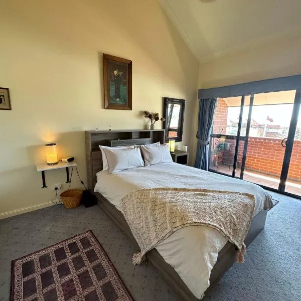 Apartment in the Heart of Bathurst Walk Everywhere, hotel in Bathurst