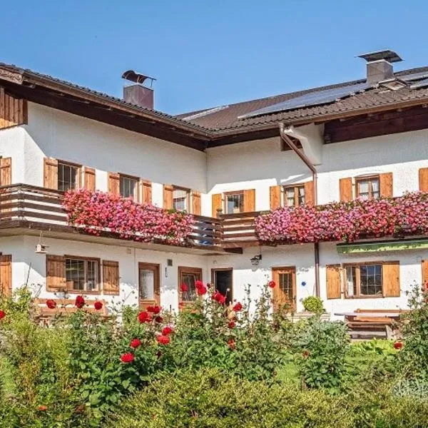 Buchnerhof Urlaub auf dem Bauernhof, hotel v destinaci Bernau am Chiemsee