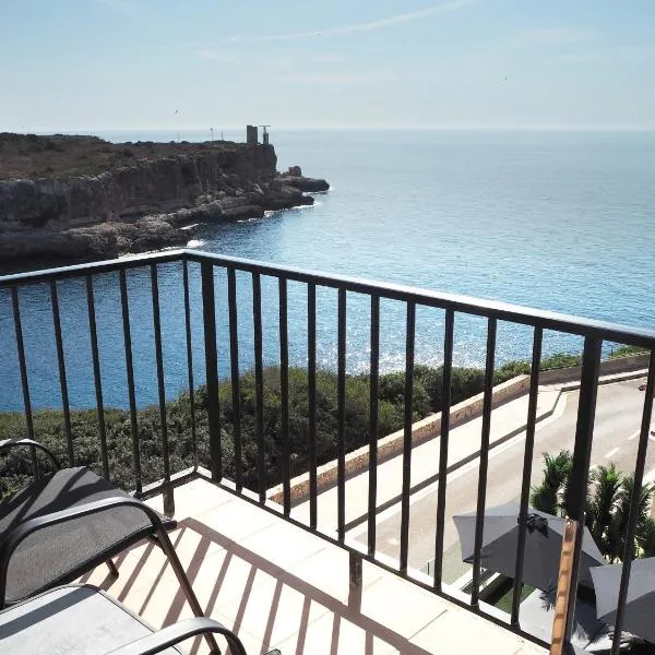 Hotel Rocamar, hotel v destinaci Cala Figuera