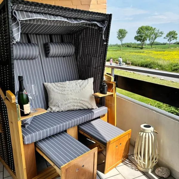 Quartier Strandblick Staberdorf - 2 Balkone mit Meerblick, отель в городе Фемарн