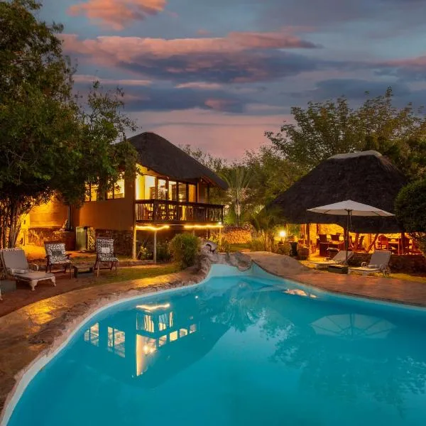 Ijaba Lodge at Buschfeld Park, hotel v destinaci Outjo