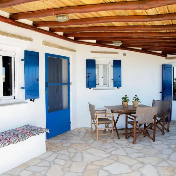 Amarados Studio Syros, hotel em Vári