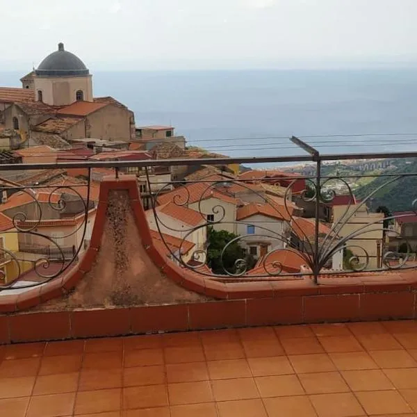 casa la terrazza sul mare, hotel v destinaci Alì