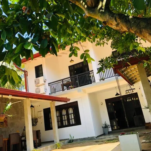 Nade Villas Ahungalla, hotel v destinaci Ahungalla