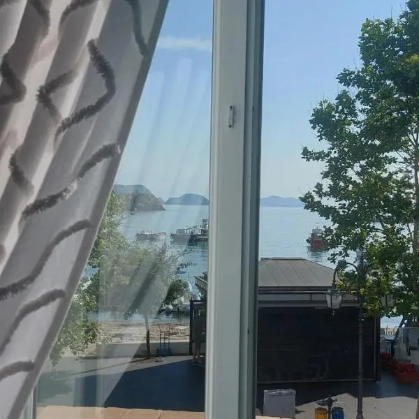 La Casa Sugli Archi – hotel w mieście Ponza