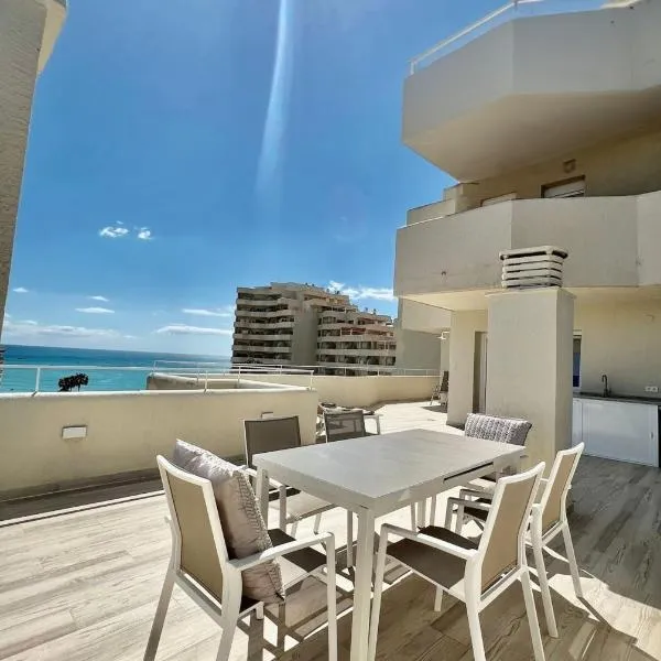 Luxury Condo Sea View Large Terrace BenalBeach, hotel in Benalmádena