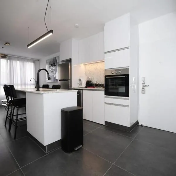 Z-32 Luxury Boutique Apartment, khách sạn ở Eilat