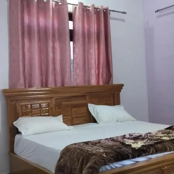 Limewood homestay, hotel v destinaci Almora