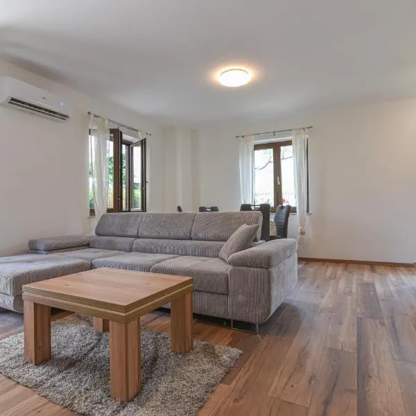 Apartman DaNi, hotel in Ičići