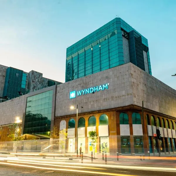 Viesnīca Wyndham Monterrey Ambassador Centro pilsētā Montereja