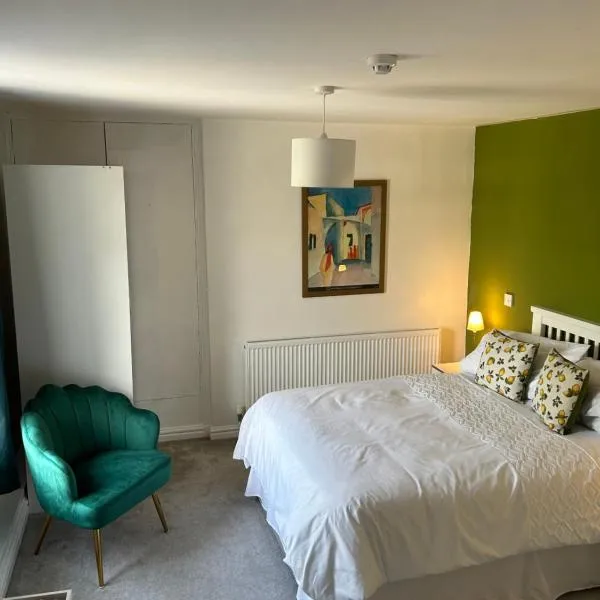 Olive Restaurant and Wine bar, hotel in Tottington