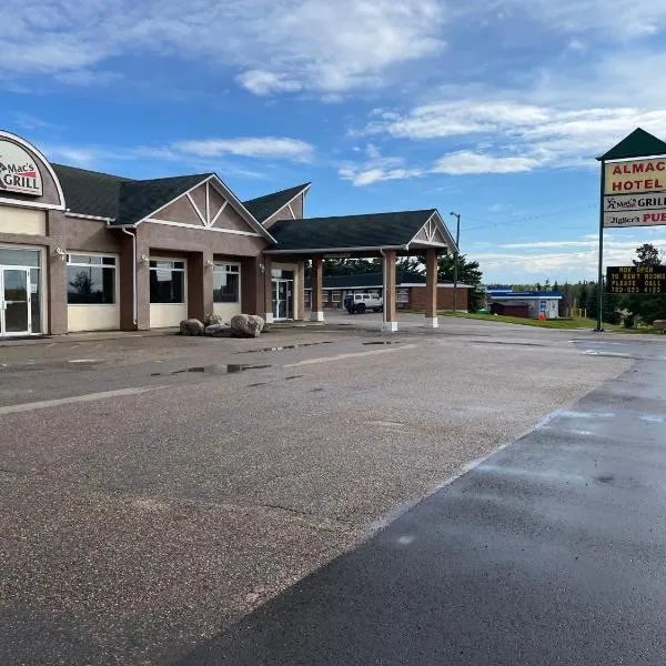 Almac Hotel, hotel in Lac La Biche