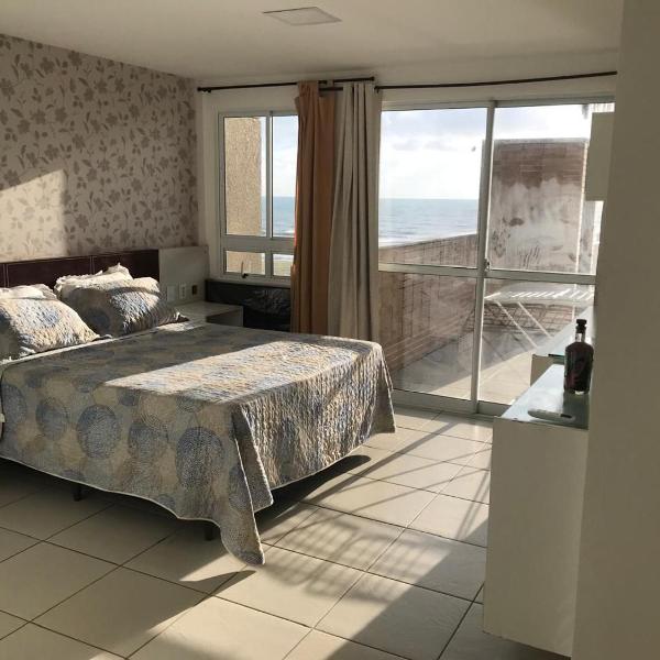 Apartamento Vista total do Mar uma cobertura a 400m do Beach Park no Porto das Dunas Aquiraz Condomínio Terramaris Piscina ampla Parque infantil Sauna Estacionamento privado - Foto 2
