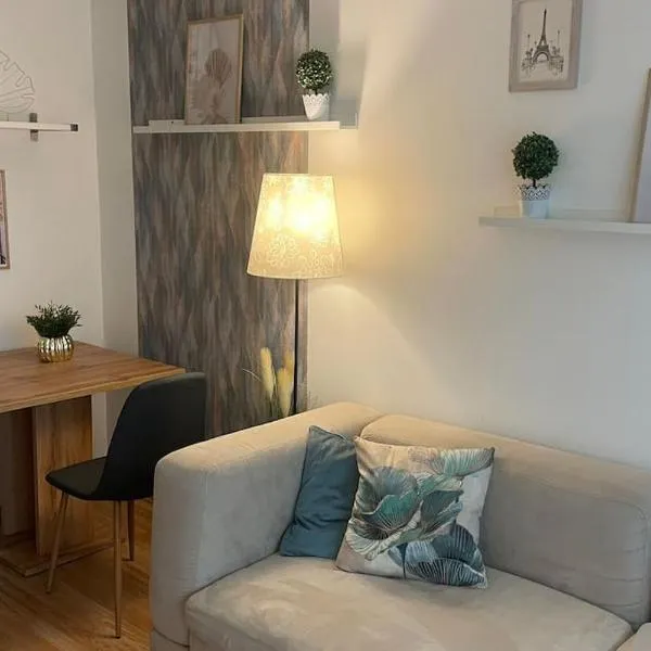 Duna Park Apartman, hotel v destinaci Leányfalu