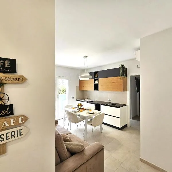 Grey House 4 100mt dal mare, hotel en Tortoreto Lido