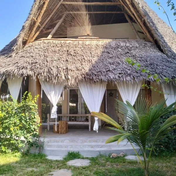 Cosy cottage 2 Marine Park at Malindi Beach, hotel v destinaci Malindi