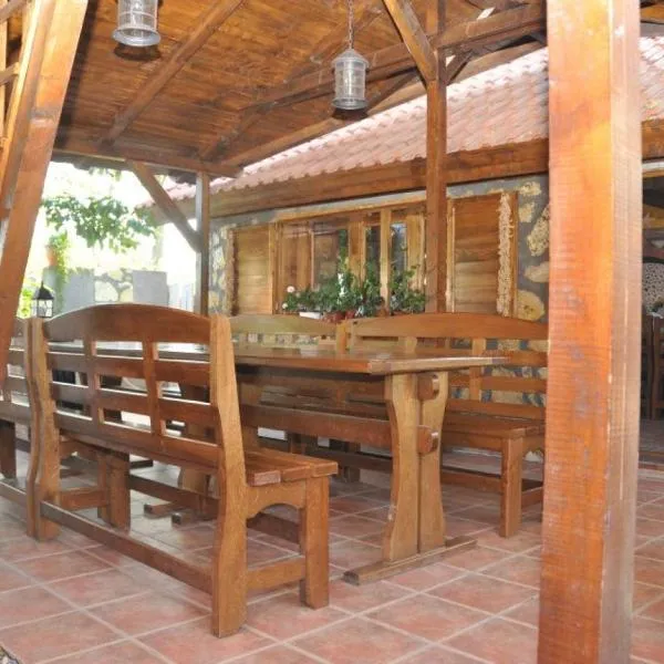 Pensiunea Jenica, hotel in Sfântu Gheorghe