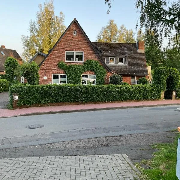 Gemütliche Dorfbleibe nahe Husum, hotel in Schwesing
