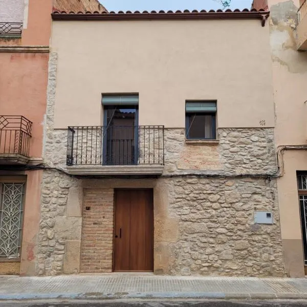 Ca la Clareta, hotel Vilanova de Bellpuigben