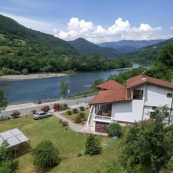 Drina-Krivi Vir, hotell sihtkohas Bajina Bašta