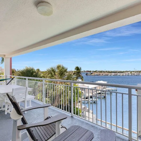 Andros - Spacious 2x2 Waterfront Condo, hotel em Key West