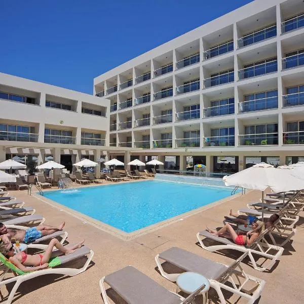 Nelia Gardens, hotel en Ayia Napa