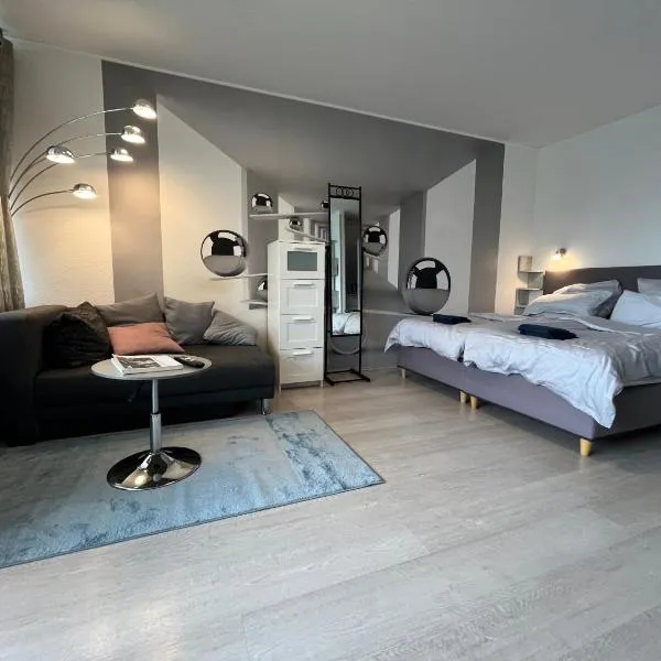 Balance Apartment Düsseldorf - Neuss with Parking, hotel Neussban