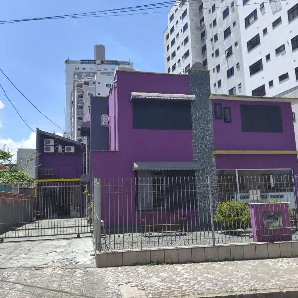 Pousada Casa da Maga - Vila Germânica, готель у місті Гаспар