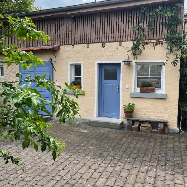 OF Rent - Zimmer mit Bad in Offenbach 12km bis Frankfurt Zentrum，Bieber的飯店