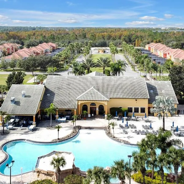 Stylish & Cozy Retreat Prime location Fully Equipped, hotel in Kissimmee