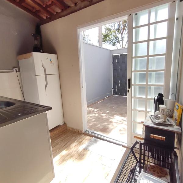 Casa de Dois Quartos - Foto 4