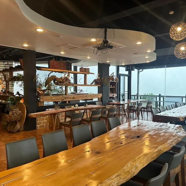 House of Ahan, hotel v destinaci Meishan