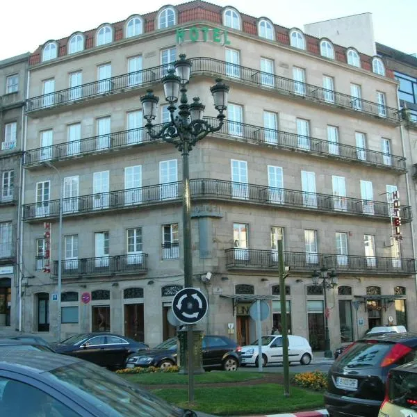 Hotel Lino, hotell i Vigo