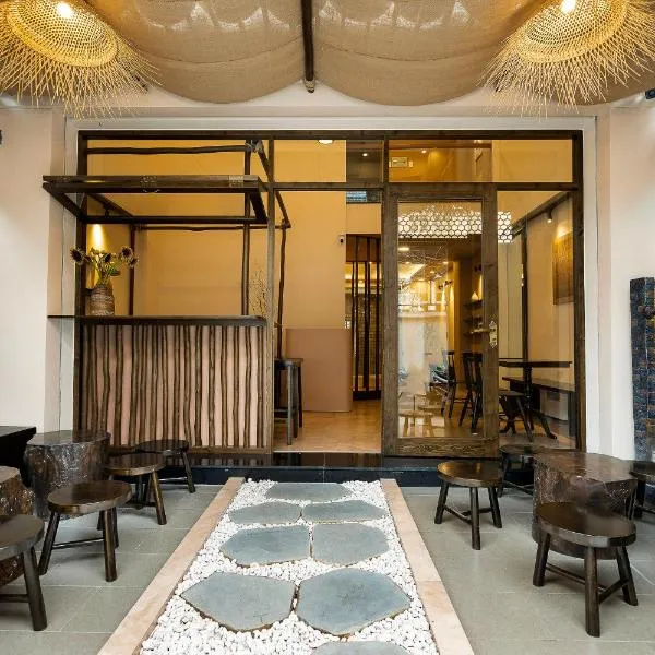 HemTouch House, hotel in Ho Chi Minh City