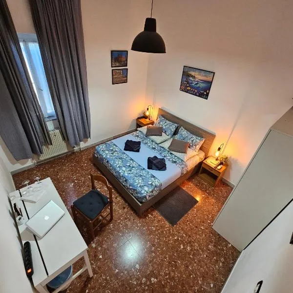 Eva Capital Guest House, hotel Vitiniában